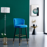 Amira 輕奢風絨布軟墊實木高腳吧檯椅